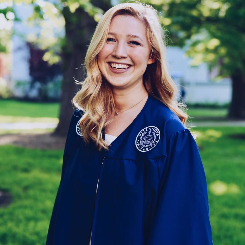 Meet your Posher, Julia
